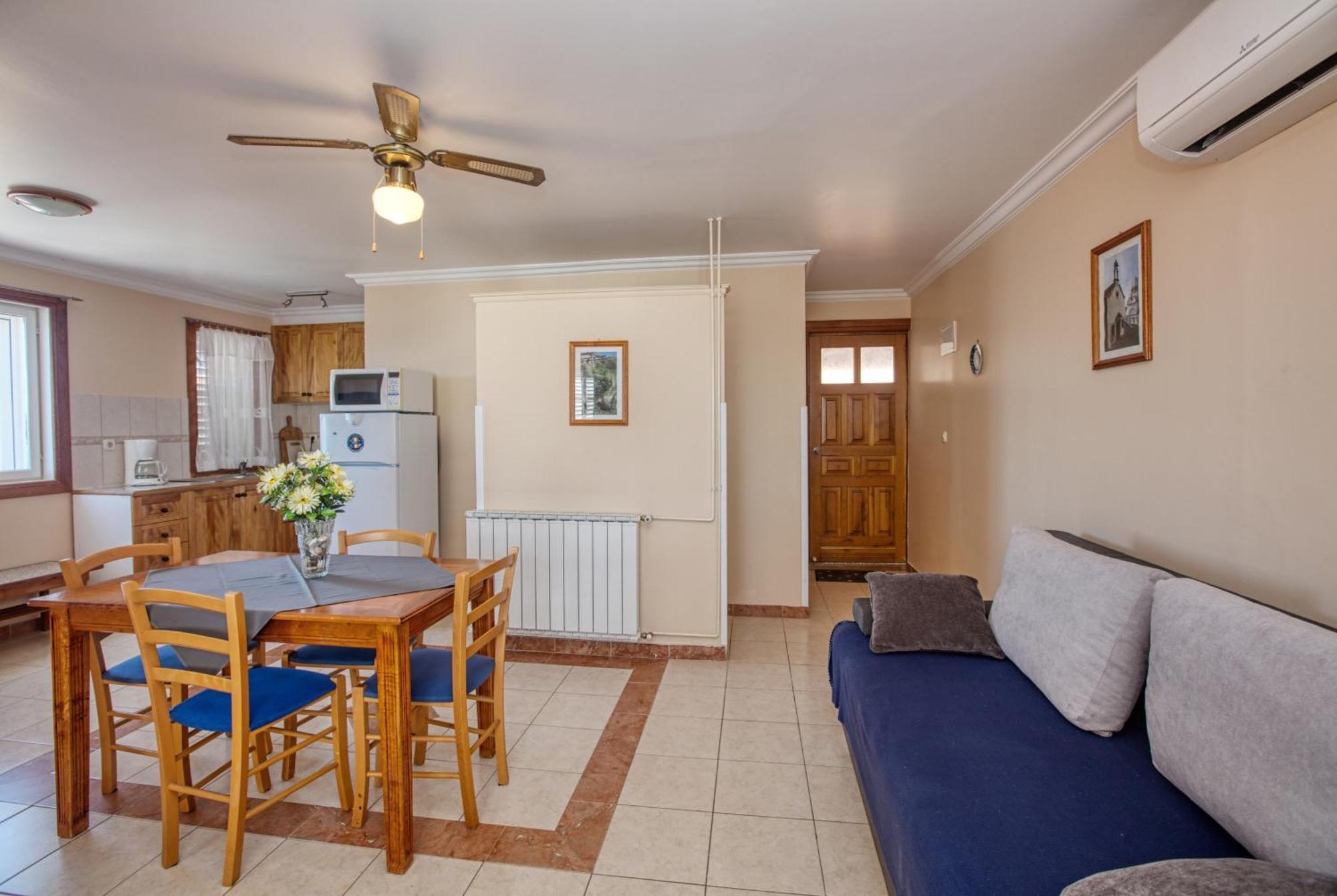 Apartments By The Sea Brodarica, Sibenik - 4194 Oda fotoğraf